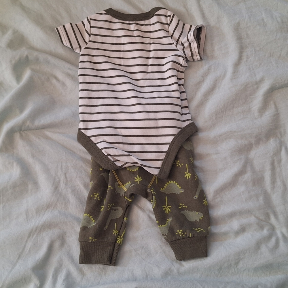 🏷 2/$12 Cat & Jack Striped Onesie Set - Picture 2 of 3